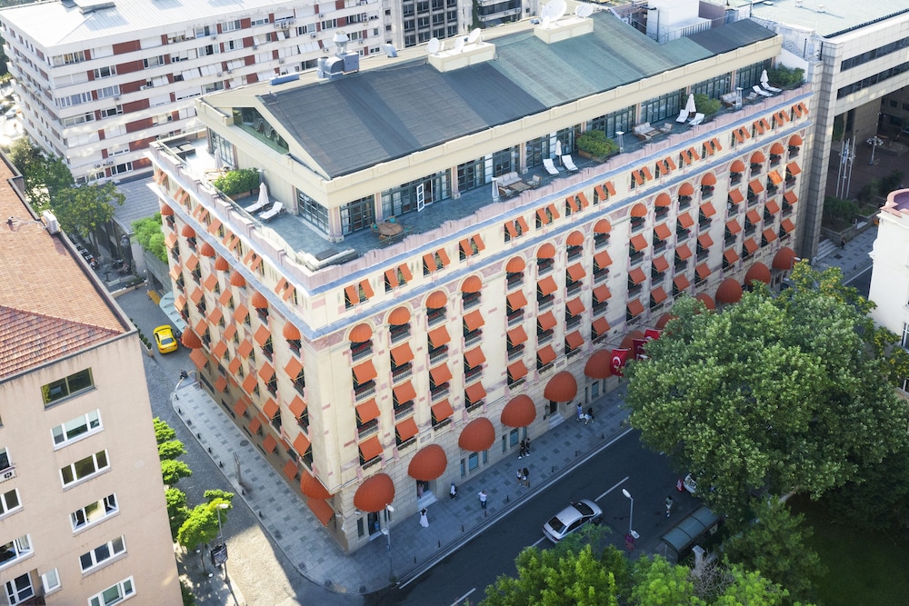 Park Hyatt Istanbul Transfer Rehberi: İstanbul Havalimanı ve Sabiha Gökçen Ulaşımı (2026)