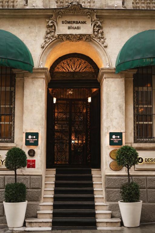 The Bank Hotel Istanbul Havalimanı Transferi