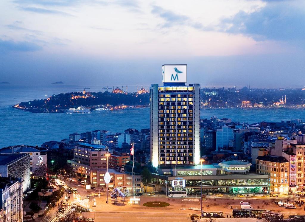 The Marmara Taksim Havalimanı Transferi